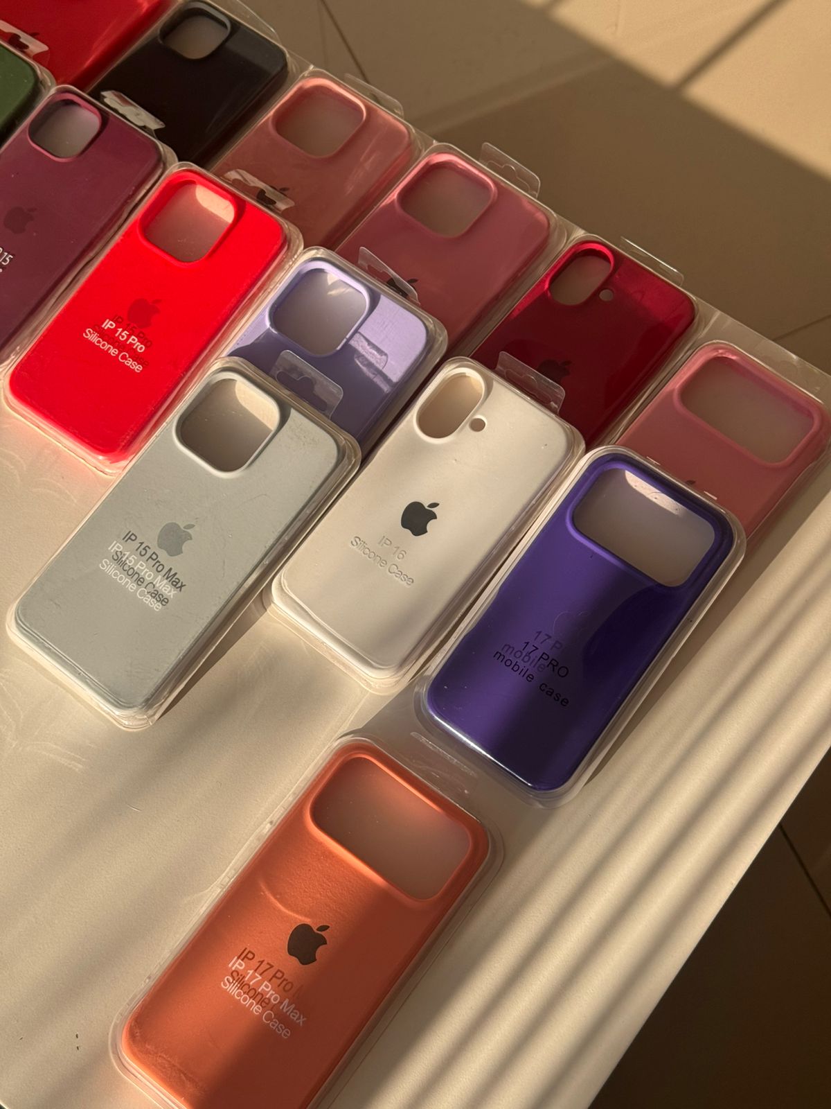 Fundas de Silicona para iPhone 11 al 16 Pro Max 3